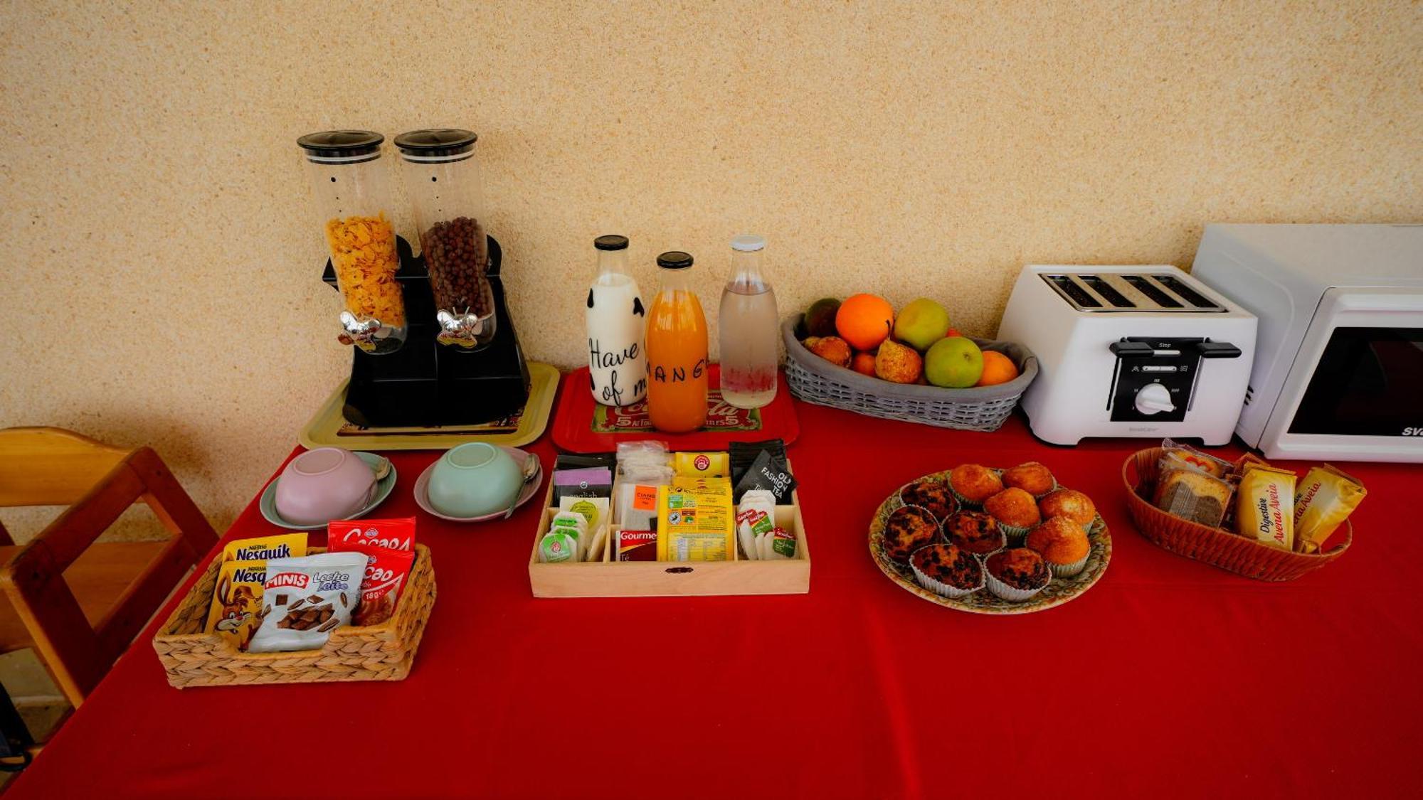 La Casa De Mima Bed & Breakfast Кубеляс Екстериор снимка